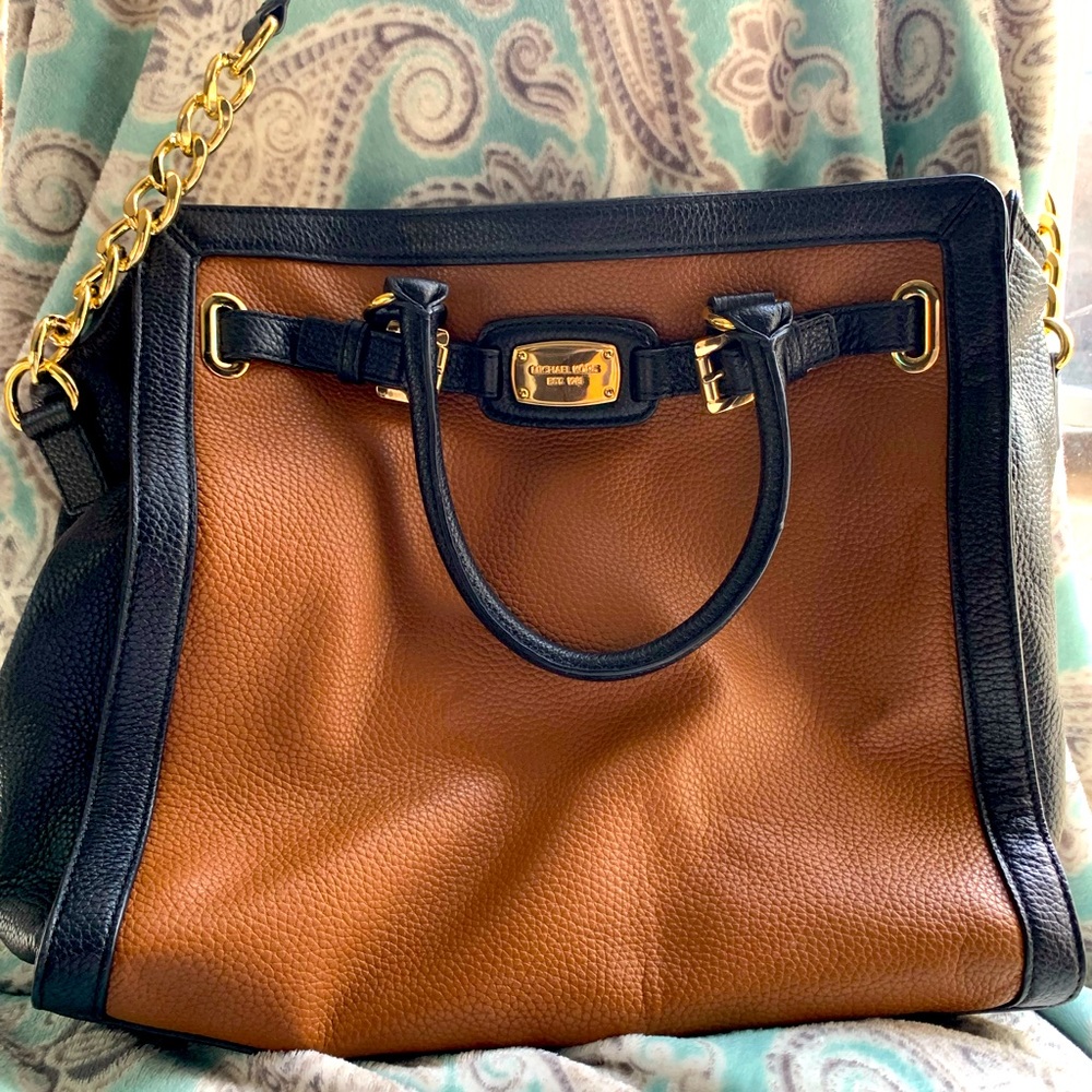 Michael Kors Leather purse